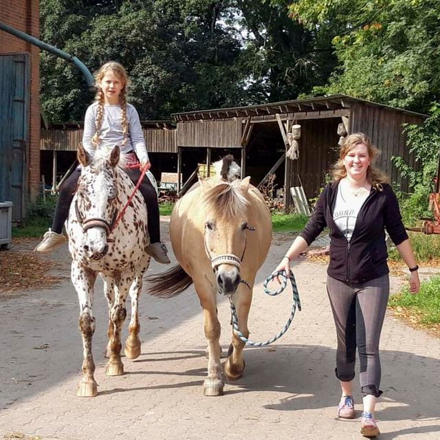 Ergotherapiepraxis Schönberg Antje Rieck Reittherapie und Reitpädagogik 07